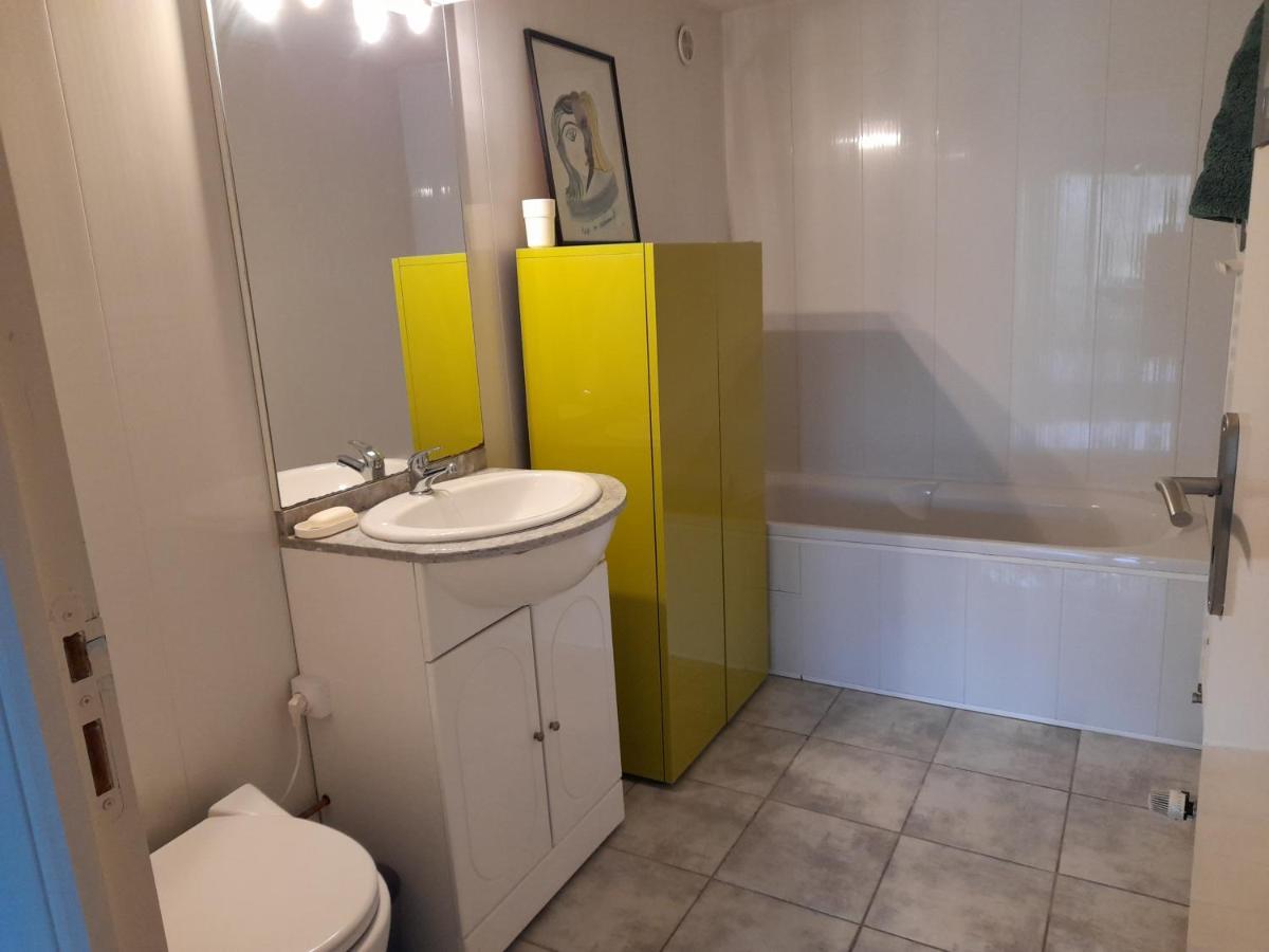 A 5 Mns Du Puy De Dome Avec Vue Imprenable Studio Rez De Jardin 24M2 Neuf A Laschamps Saint-Genès-Champanelle Buitenkant foto
